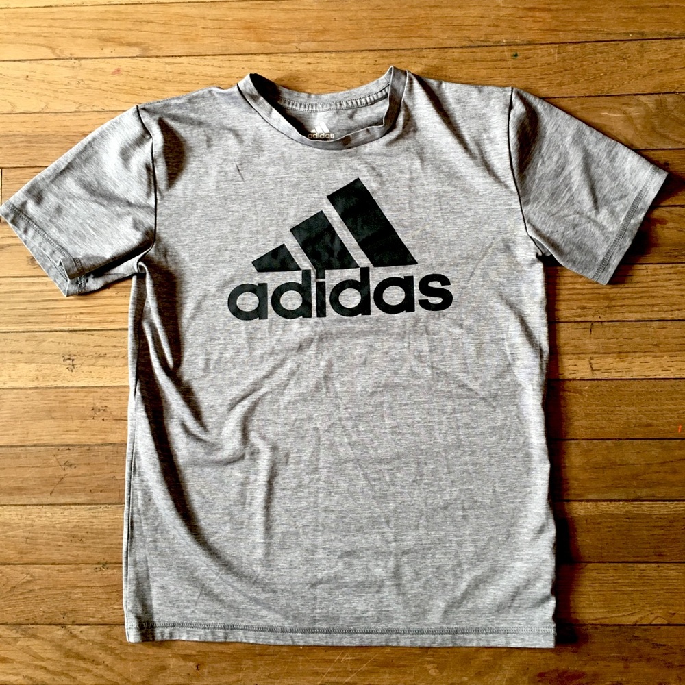 Boys Medium Adidas T-Shirt